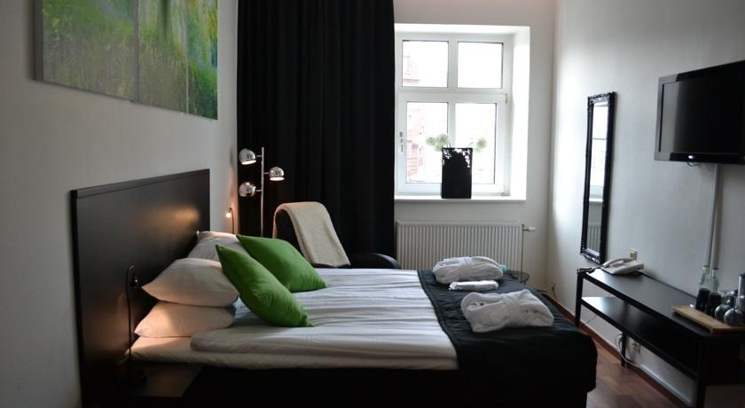 First Hotel Martenson