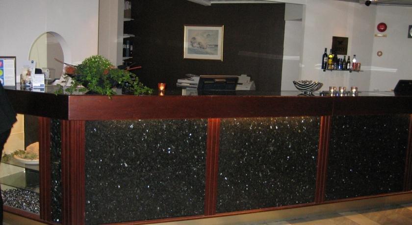 First Hotel Martenson