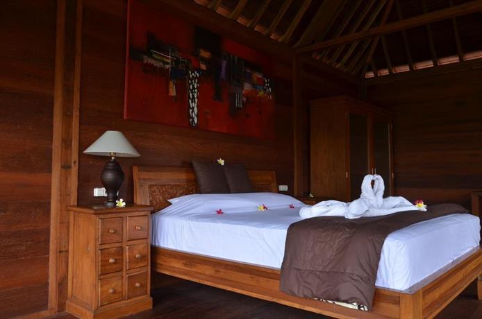 Sari Bamboo Villas