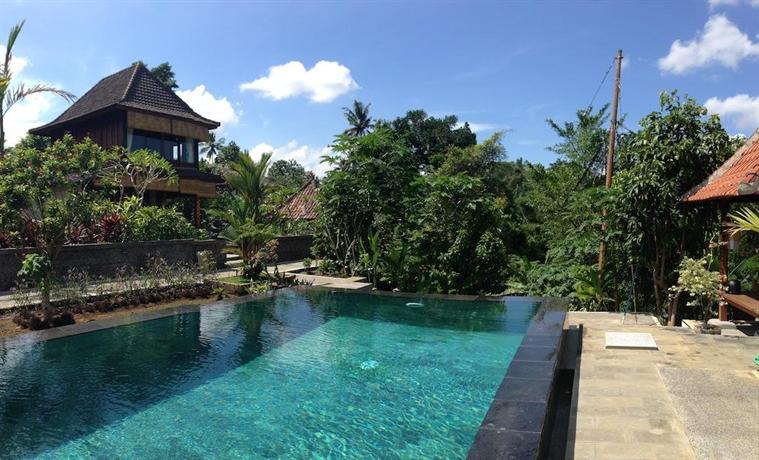 Sari Bamboo Villas