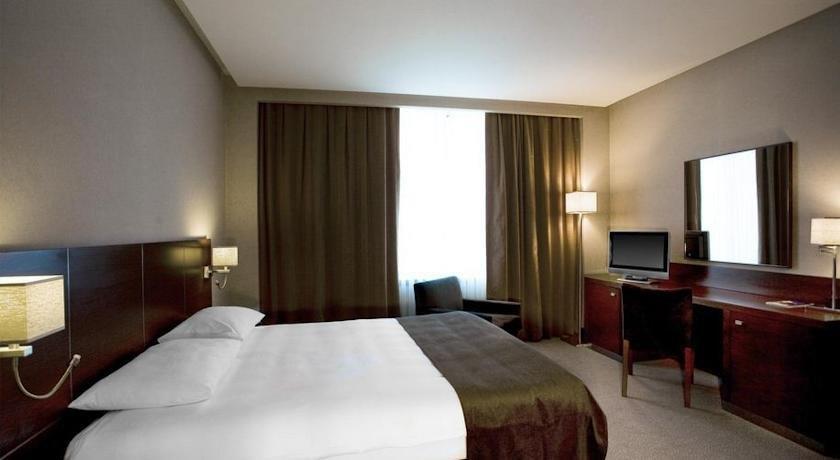 Fly Inn Baku