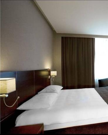 Fly Inn Baku