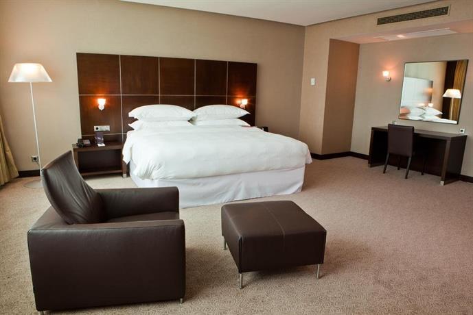 Fly Inn Baku