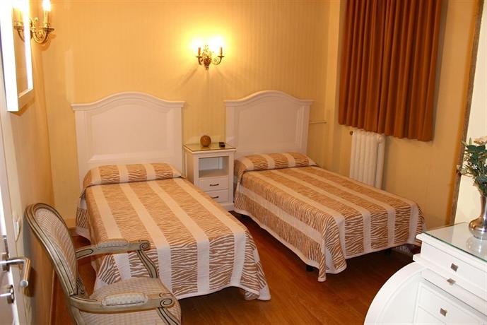 Hostal Montecarlo Madrid