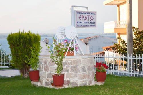 Erato Apartments Petalidi