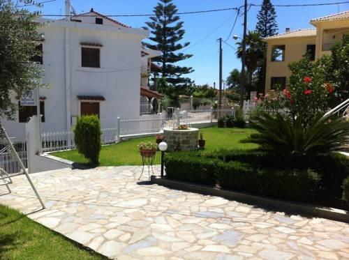 Erato Apartments Petalidi