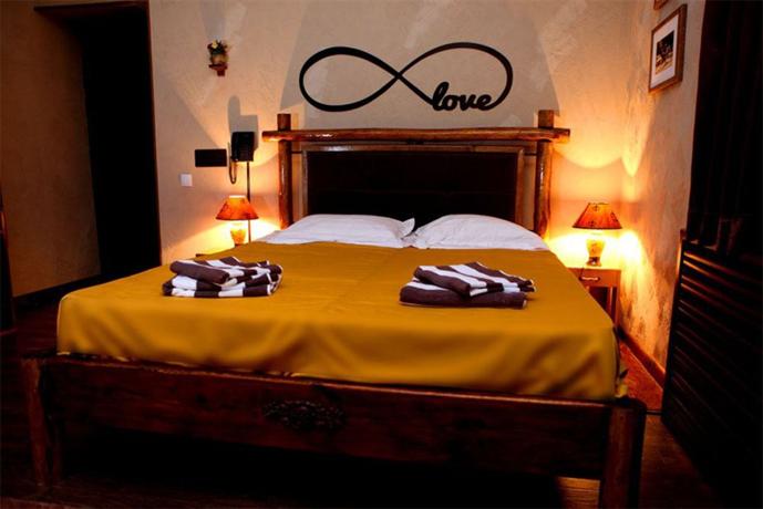 Sunrise Caravan Stay - Boutique Guest House