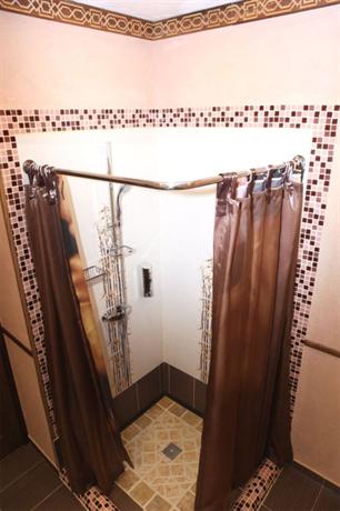 Sunrise Caravan Stay - Boutique Guest House