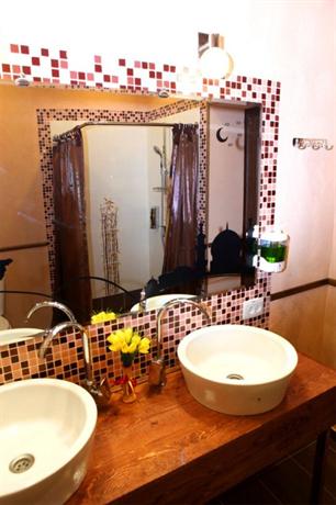 Sunrise Caravan Stay - Boutique Guest House