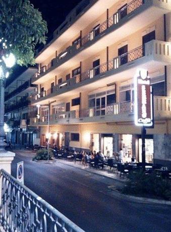 Hotel Tito Serrano'