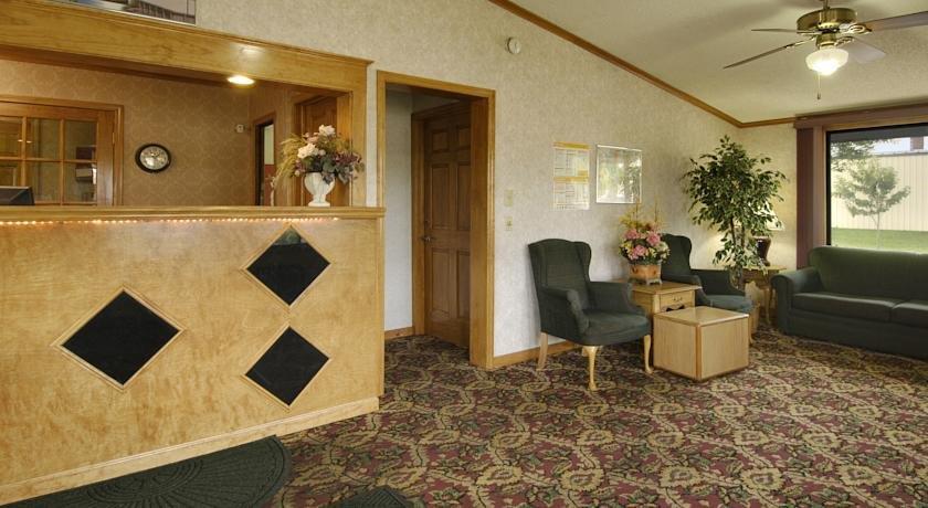 Rodeway Inn & Suites Syracuse