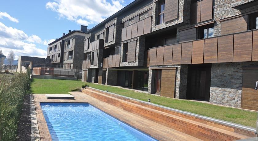 Apartaments Turistics Puigcerda - La Closa