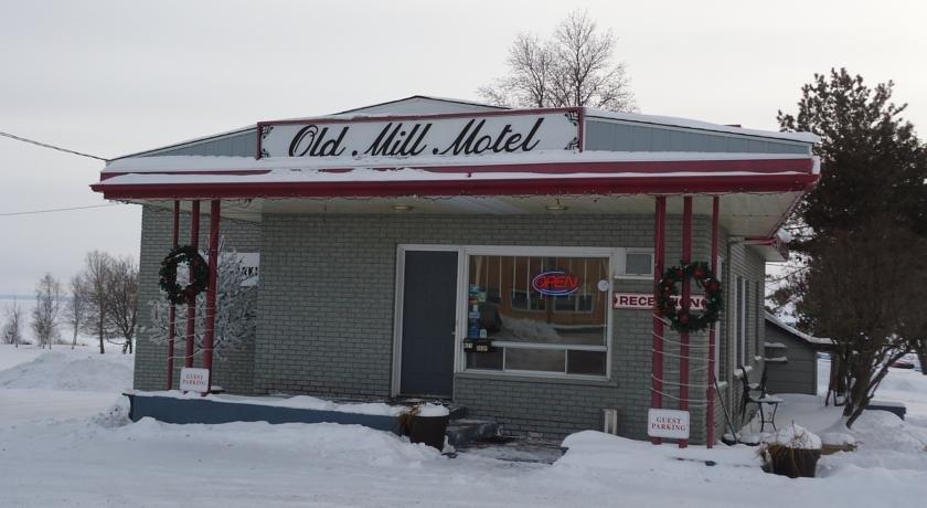Old Mill Motel Elliot Lake Municipal Airport Canada thumbnail
