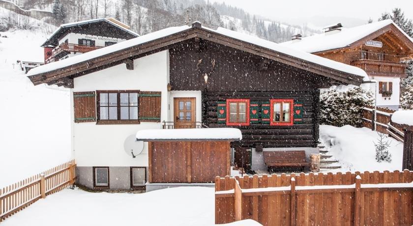 Chalet Appartement Alpenherz by HolidayFlats24