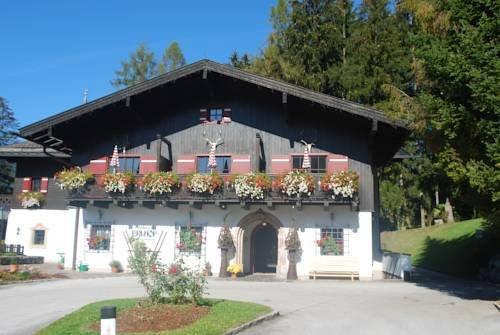 Der Erlhof Restaurant & Landhotel Zell am See Austria thumbnail