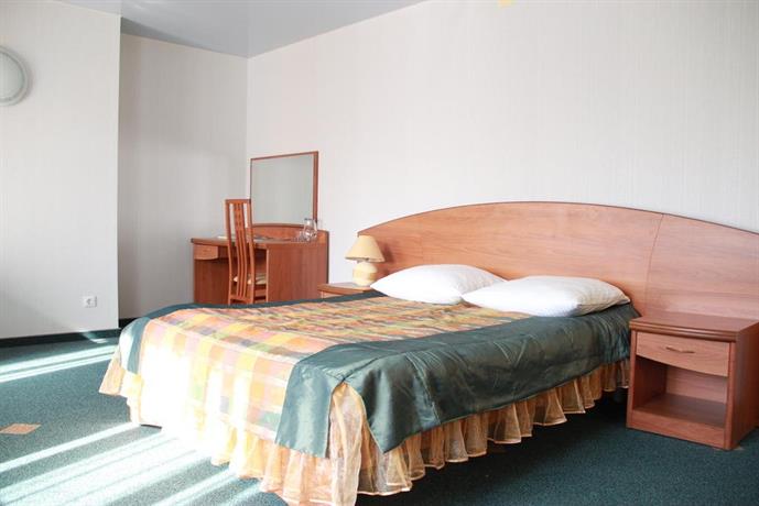 Aura Aquarelle Hotel