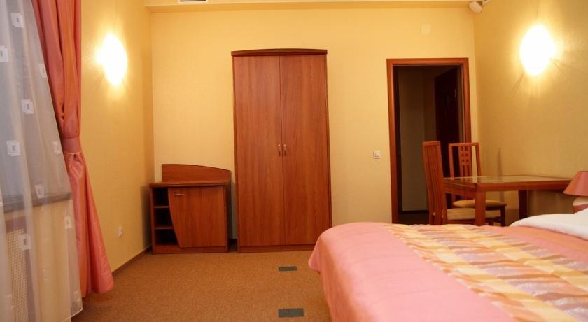 Aura Aquarelle Hotel