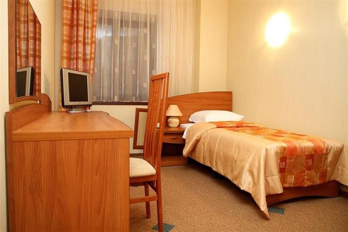 Aura Aquarelle Hotel