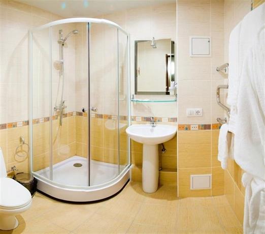 Aura Aquarelle Hotel