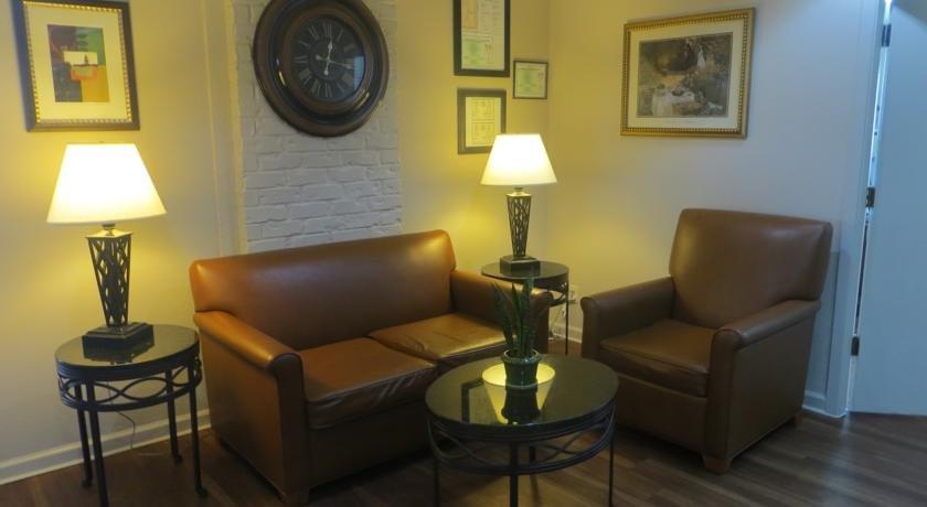 Americas Best Value Inn Austin