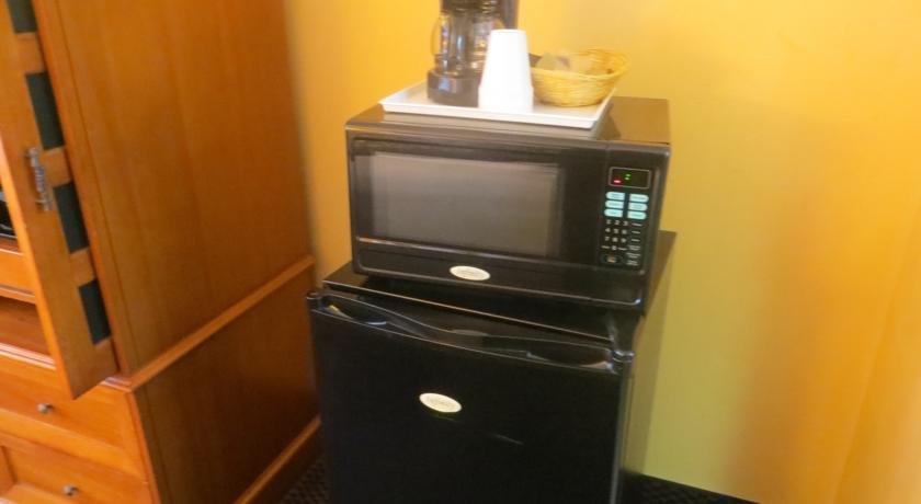Americas Best Value Inn Austin