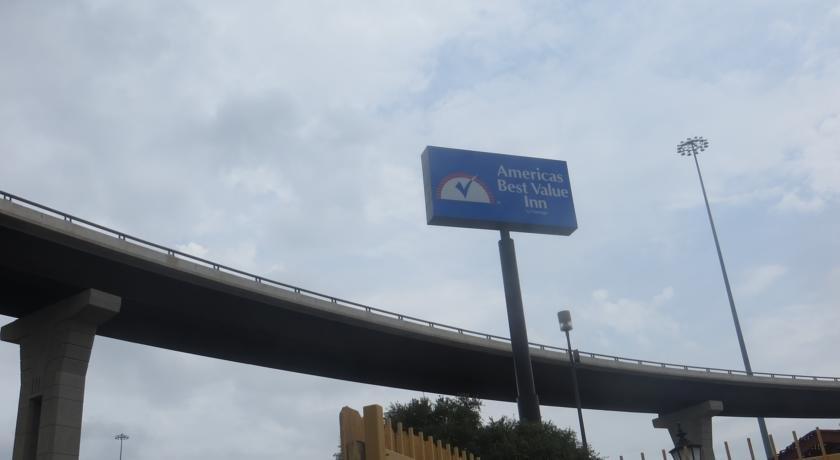 Americas Best Value Inn Austin