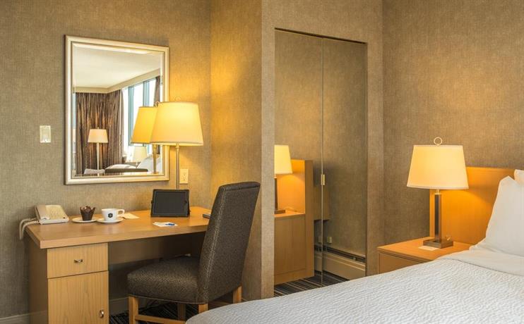 Blue Horizon Hotel Vancouver
