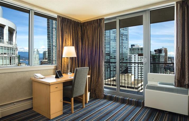 Blue Horizon Hotel Vancouver