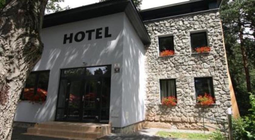 Hotel U Sulaka 브르노 레저보아 Czech Republic thumbnail