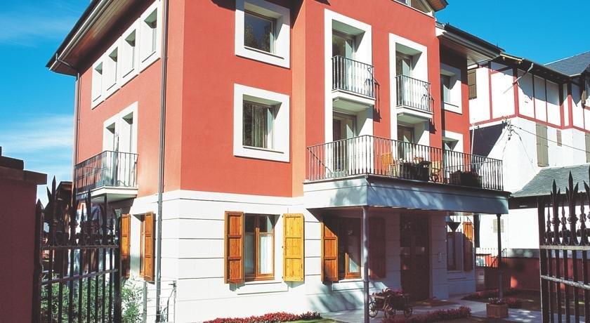 Apartamentos la Torreta del Llac