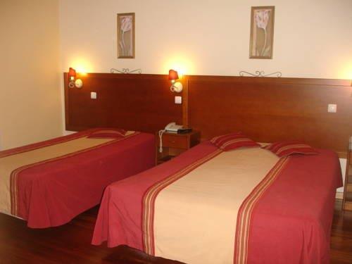 Grande Pensao Residencial Alcobia