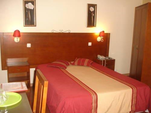 Grande Pensao Residencial Alcobia