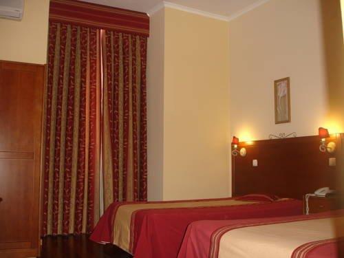 Grande Pensao Residencial Alcobia