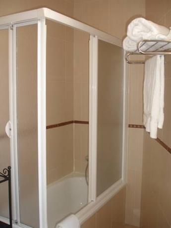 Grande Pensao Residencial Alcobia