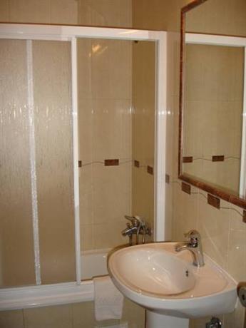 Grande Pensao Residencial Alcobia