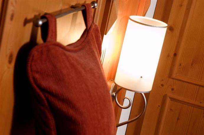 Hotel-Restaurant Dimmer