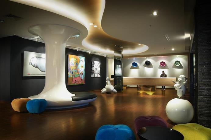Artotel Hotel Surabaya