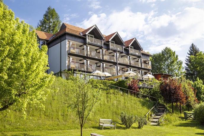 Kleines Hotel Karnten 에그암파커제 Austria thumbnail