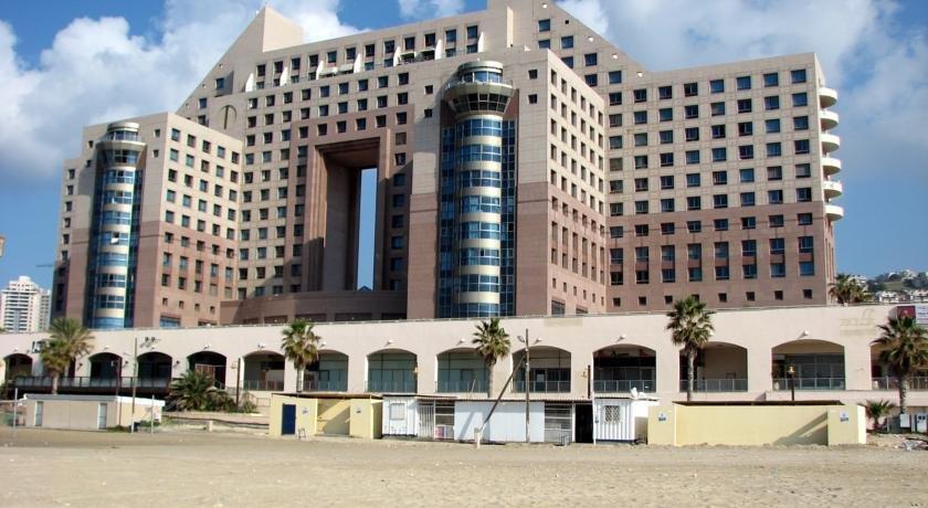 Apartments on the Beach Haifa