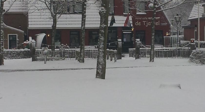 Hotel de Tjattel De 4 dames