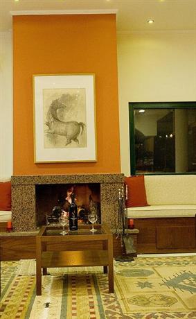 Agriani Hotel