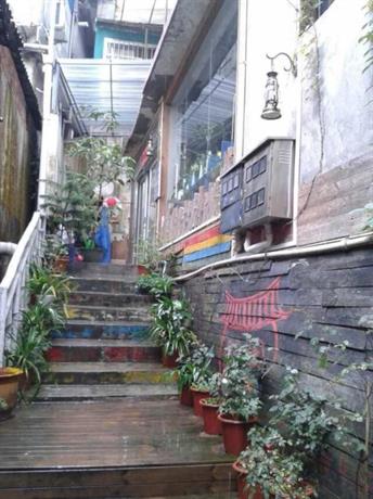 Koala Garden Youth Hostel