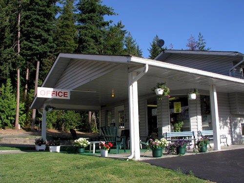 Cozy Pines Motel Images