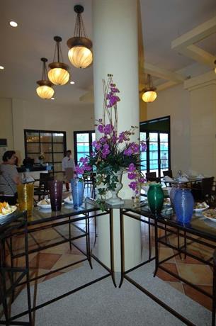 Planta Centro Bacolod Hotel & Residences