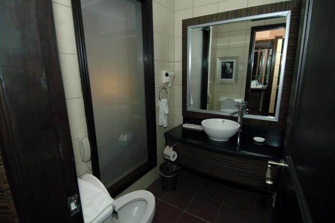 Planta Centro Bacolod Hotel & Residences
