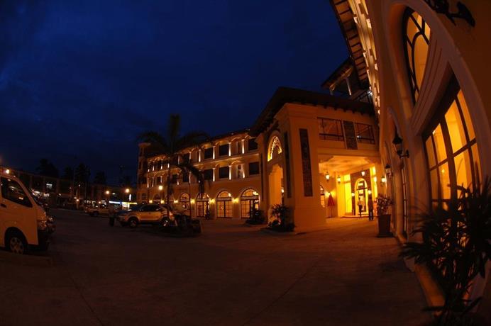 Planta Centro Bacolod Hotel & Residences