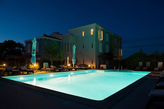 Hotel Manora