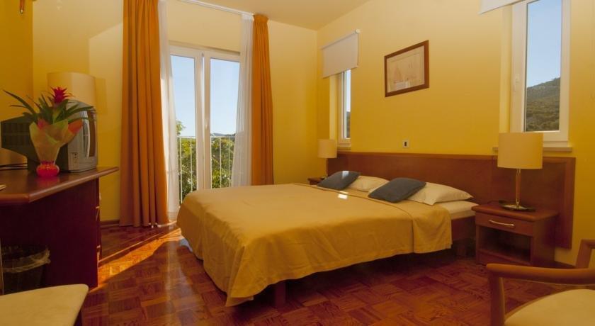 Hotel Manora