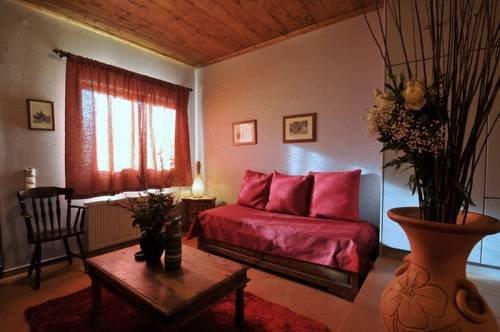 Georgio's V Chalet