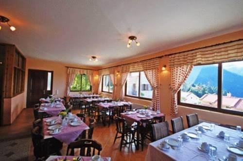 Georgio's V Chalet
